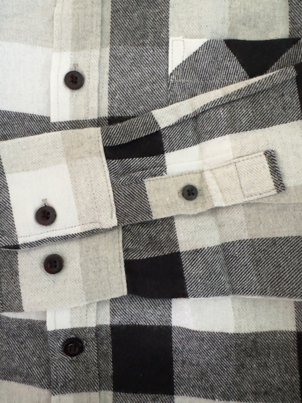 Yellowstone Dutton Ranch Buffalo Plaid Flannel Shirt Grey Black NWT Size S, M, L - Picture 5 of 8